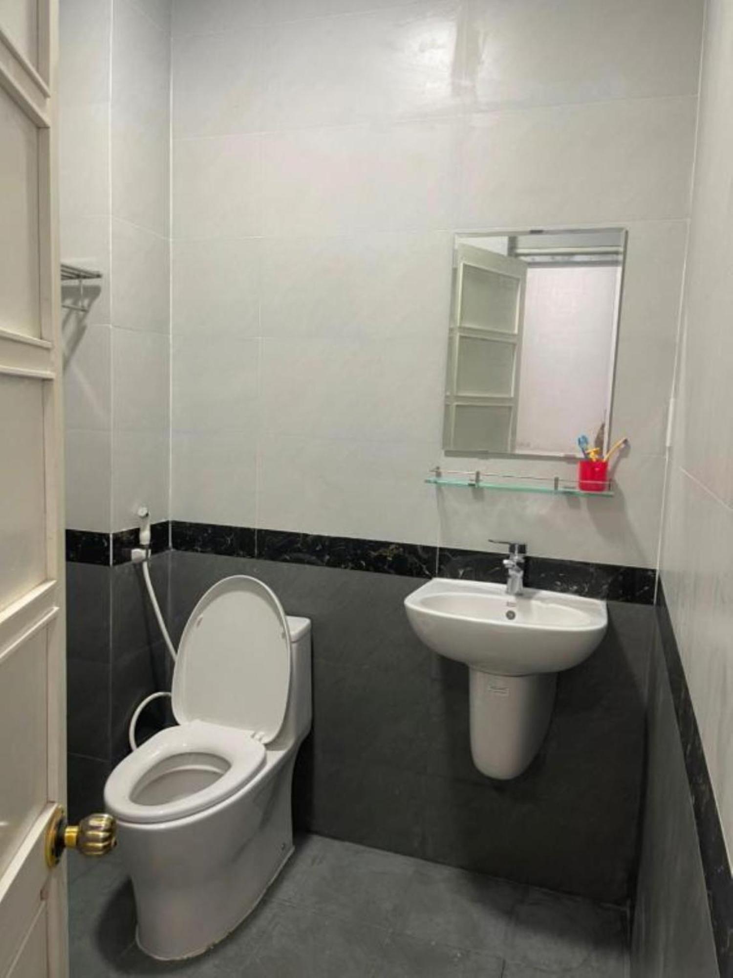 Nhat Long Homestay Hue Eksteriør bilde